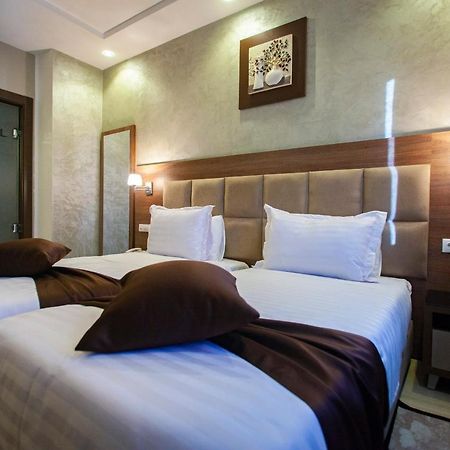 Bn Hotel Blida Esterno foto